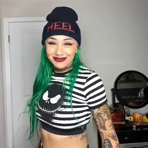 8 Hot Sexy Ash Urbanski Bikini Pics