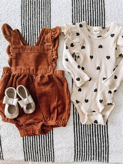 Adorable Fall Outfits for Little Ones! 👶🏼🍂