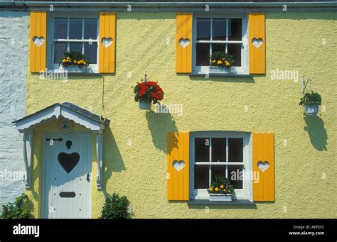 Vivid Yellow Walls Of Lobbs Cottage St Just In Roseland Cornwall