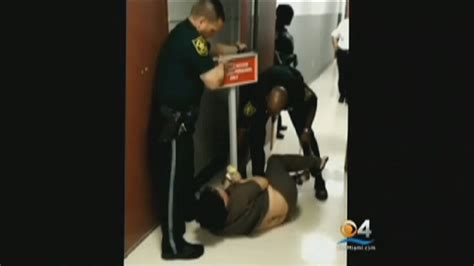 Florida Officer Drags Woman Through Courthouse By Her Shackled Feet