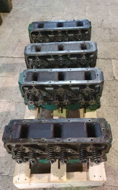 Chiuloasa Kubota D1703 Cylinder Head For Sale Romania PF35690