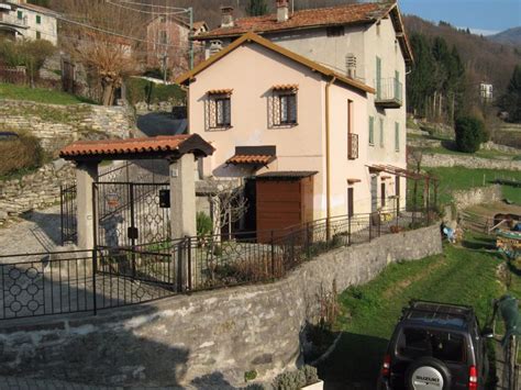 Casa Di Paese In Vendita In Via Per Bicogno 14 Faggeto Lario