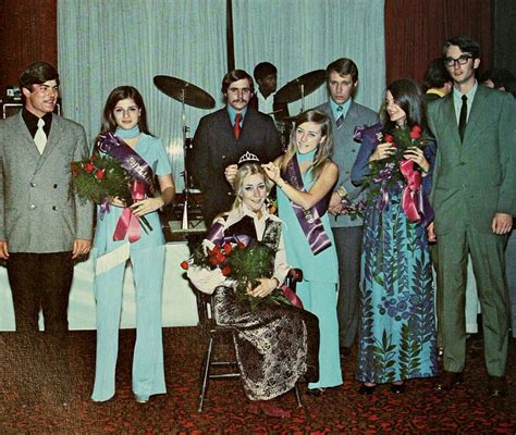 1970s Prom Fashion Dresses