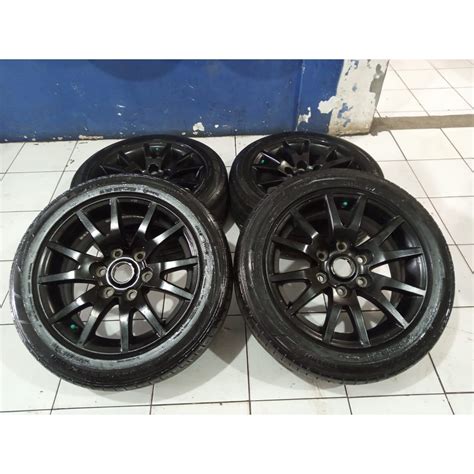 Jual Velg Mobil Second Copotan Pajero Ring 17 Pcd 6x1397 Warna Black