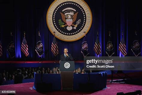 Barack Obama Farewell Speech Photos and Premium High Res Pictures ...