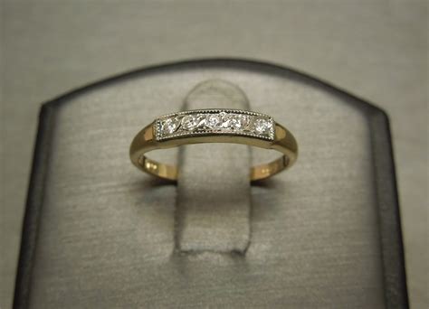 Antique .12TCW Five Diamond Art Deco Wedding Band 14KT Gold C1940