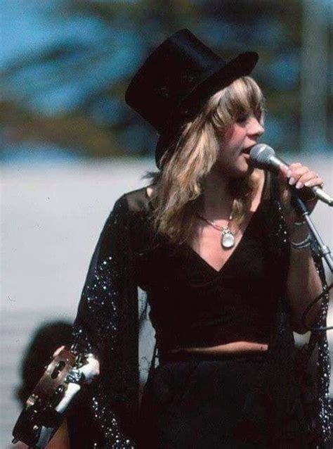 Stevie nicks fleetwood mac – Artofit