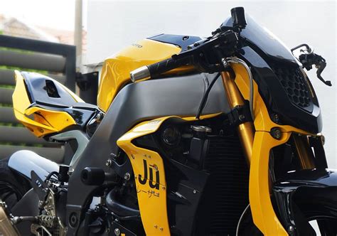 ZX 10R Hyper Naked RocketGarage Cafe Racer Magazine