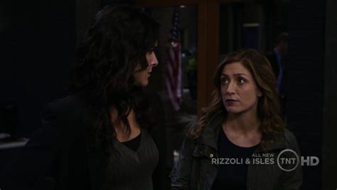 Rizzoli And Isles 1x03 Sympathy For The Devil Maura Isles Image 14212658 Fanpop