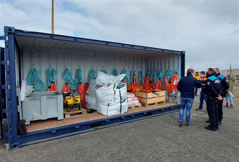 El Puerto De Arinaga Refuerza Sus Dotaciones Contra La Contaminaci N