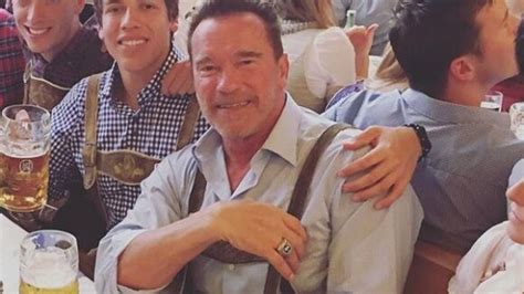 Photo Arnold Schwarzenegger Et Sa Compagne Heather Milligan S Amusent