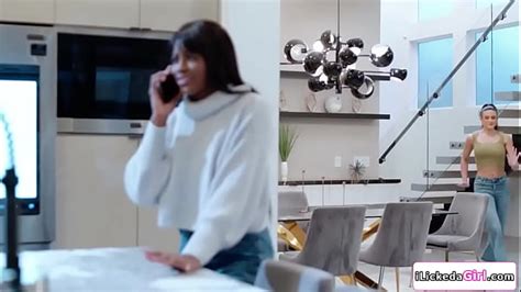 LESBIAN SUCKING EACH OTHERS Big TITS Search XVIDEOS