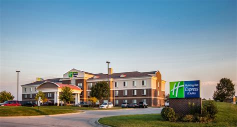 Holiday Inn Express & Suites Altoona- Altoona, IA Hotels- Tourist Class