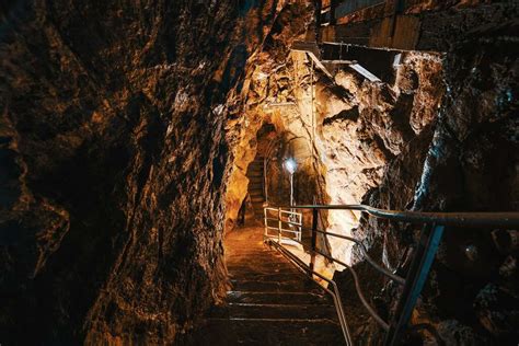 Portale Ufficiale Della Val Brembana Visite Alle Grotte Del Sogno