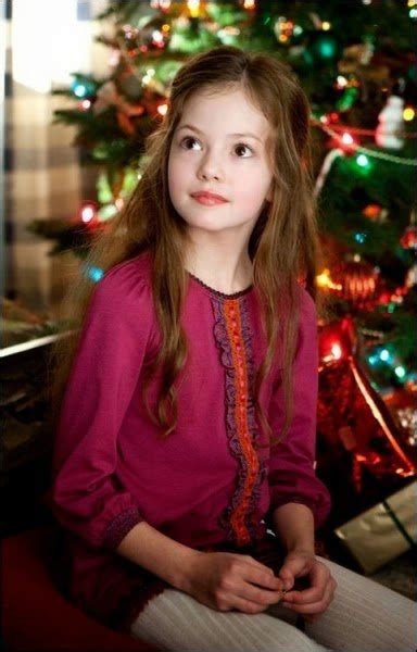 Renesmee Carlie Cullen Breaking Dawn The Movie Photo Fanpop