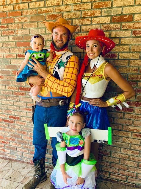 toy story female costumes