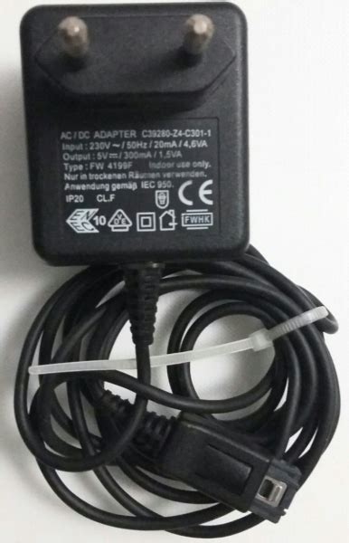 Vareza AC DC ADAPTER C39280 Z4 C301 1 Input 230V 50Hz 20mA 4 6VA