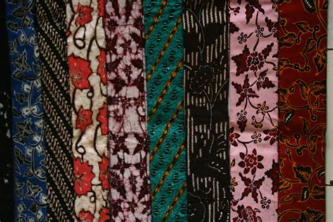 Batik Salem Brebes Ragam Warna Dan Motif Yang Menakjubkan Dan