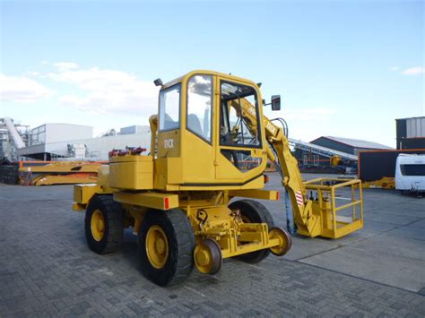 Mecalac Cx Mewp Rail Road Max Machinery Equipment