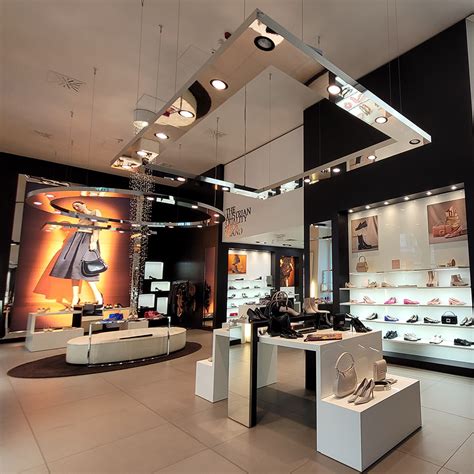 Buy Austrian Quality Shoes online | Official HÖGL Webshop