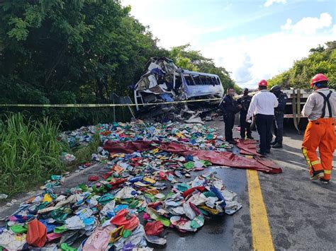 2 Personas Muertas Y 19 Lesionados Saldo De Accidente Faro Informa