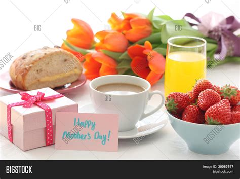 Mother's Day Breakfast Image & Photo (Free Trial) | Bigstock