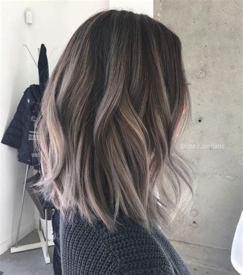 Küllü Kumral Saç Rengi ve Modelleri Silver hair color Ash brown hair