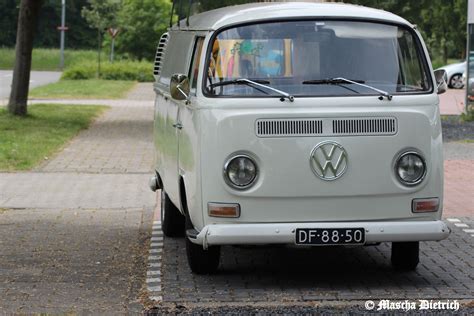 Oude Volkswagen Busje Uit Het Jaar 1972 Vw Campervan Vw Bus Vw