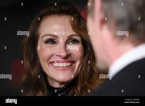 New York Usa 04th Dec 2023 L R Julia Roberts And Ethan Hawke