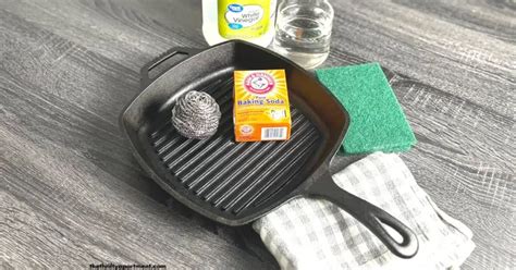 How To Remove Rust From Cast Iron Grill Pan