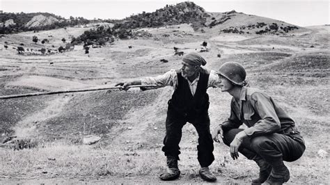 Robert Capa Foto Che Hanno Fatto La Storia Nu Post