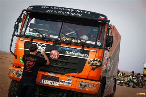 Tomáš Tomeček a Tatra 815 na Africa Eco Race dorazili z Monaka až do