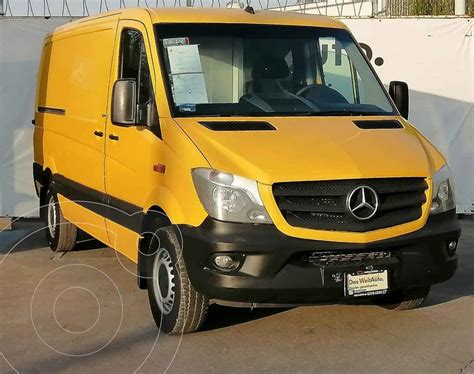 Mercedes Sprinter VAN Cargo 315 Usado 2017 Color Amarillo Precio 519 000