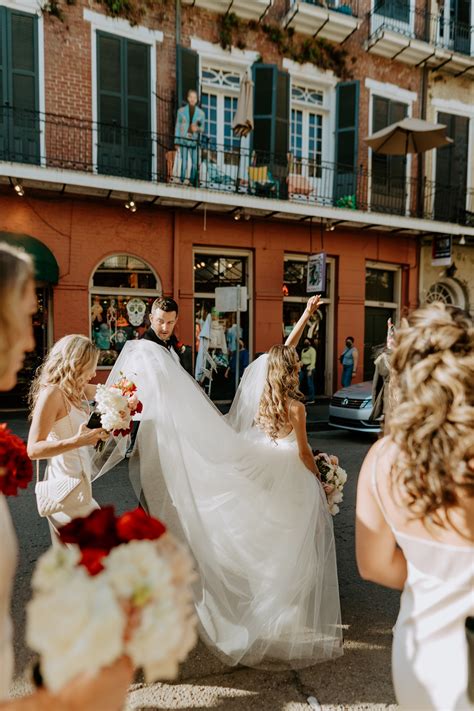 New Orleans Destination Wedding: With two parades in the French Quarter