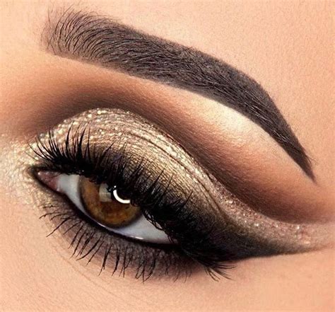 Pin By Francesca Palmeri On PIN Vari Gold Eye Makeup Gold Eyeshadow