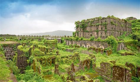 raigad fort  gibraltar   east