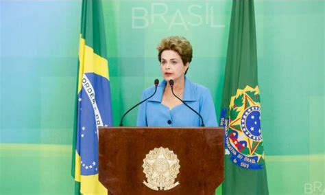 Em pronunciamento Dilma diz que se sente injustiçada