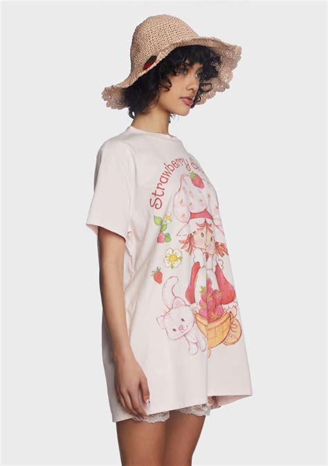 Dolls Kill X Strawberry Shortcake Oversized Graphic Tee Pink