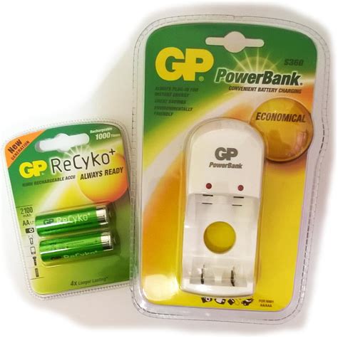GP PowerBank S360 AA or AAA Mains Battery Charger with 2 x GP ReCyko+ ...
