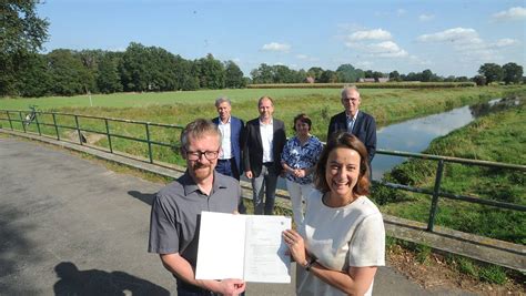 Ein Bisschen Historisch Neuer Grenzverlauf Und Neue Grenzbr Cke In