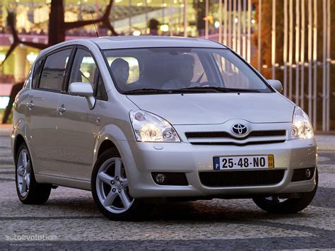 Toyota Corolla Verso Specs Autoevolution