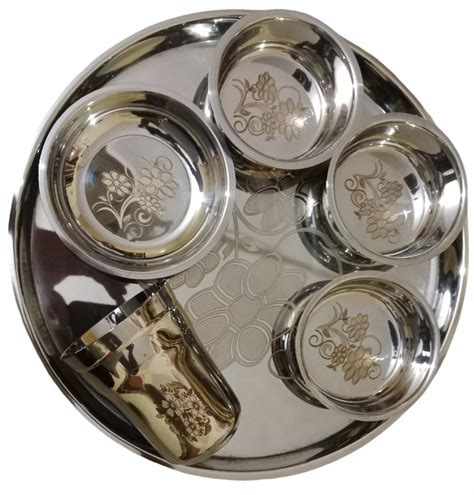 Stainless Steel Thali Set 8 Inch At Rs 450 Set In Moradabad ID