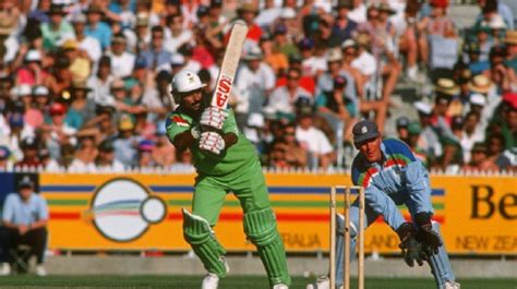 Former Batsman Played 1992 World Cup Final Despite a Mysterious Virus