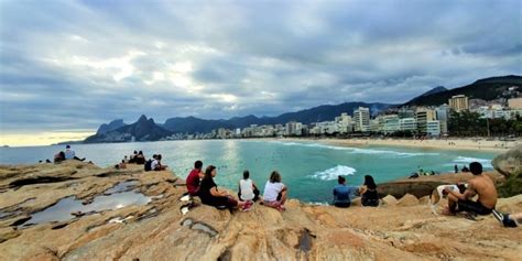 Copacabana Or Ipanema Where To Stay In Rio De Janeiro