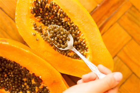 how to eat papaya seeds
