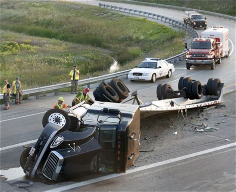 Eastbound Turnpike Lane Reopened After Tractor Trailer Overturn