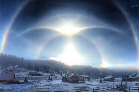 Photographer Captures Rare Ice Halo Phenomena In New Mexico