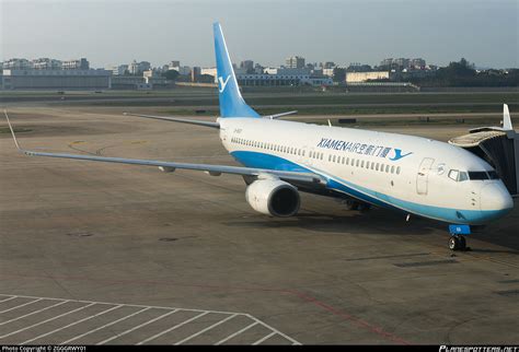 B 5631 Xiamen Airlines Boeing 737 85C WL Photo By ZGGGRWY01 ID