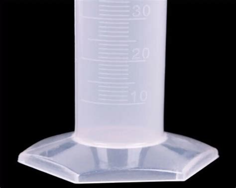 Plastic Graduated Test Jar 100ml Homebrewing Measuring Cylinder