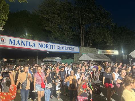 1m People Visit Manila North Cemetery Philippine Daily Inquirer